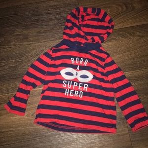 Hooded long sleeve shirt